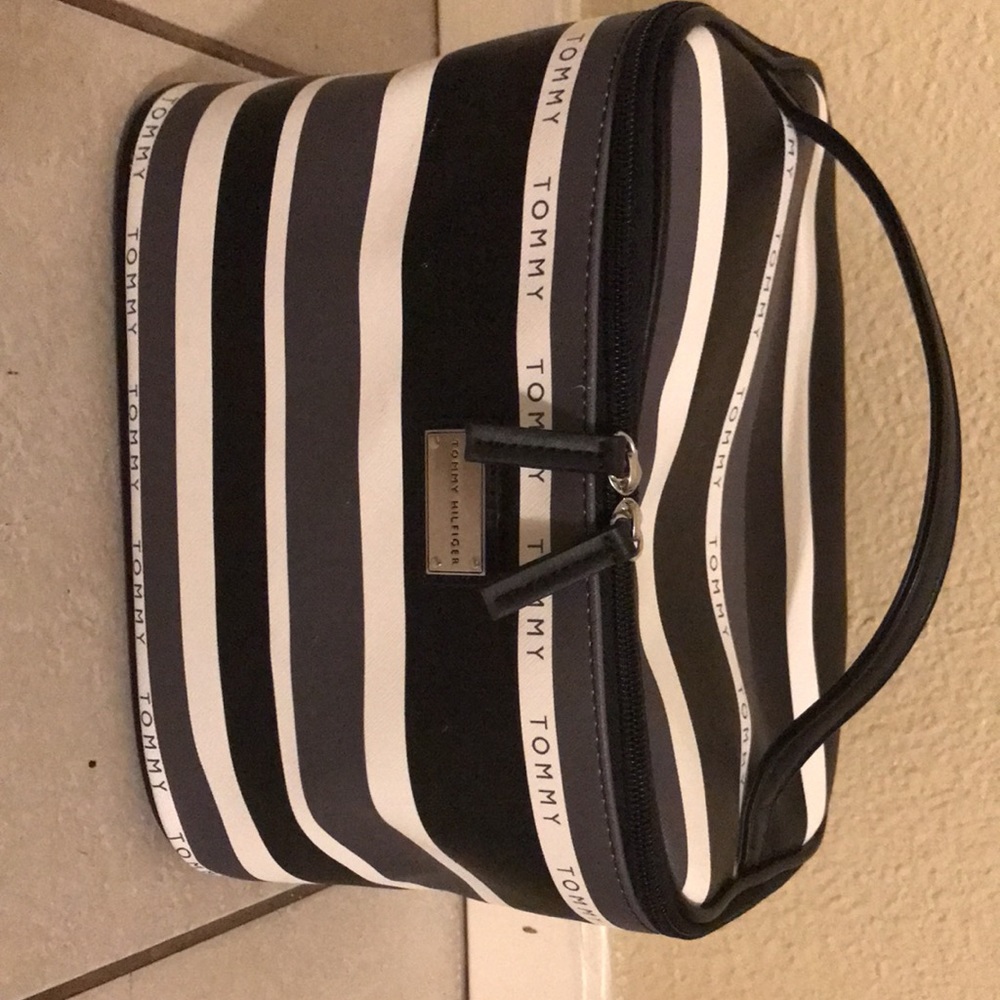 Tommy Hilfiger Travel case